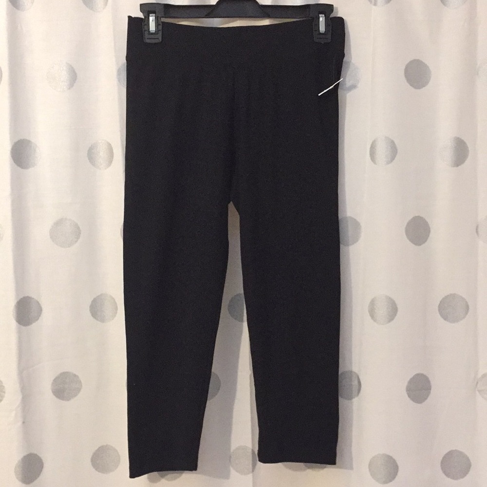 NWT Cropped legging